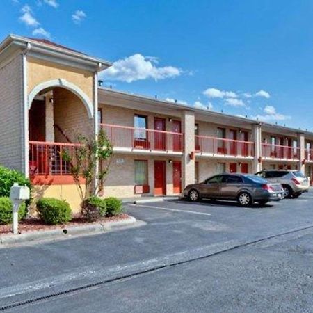 Quality Inn & Suites Monroe Εξωτερικό φωτογραφία